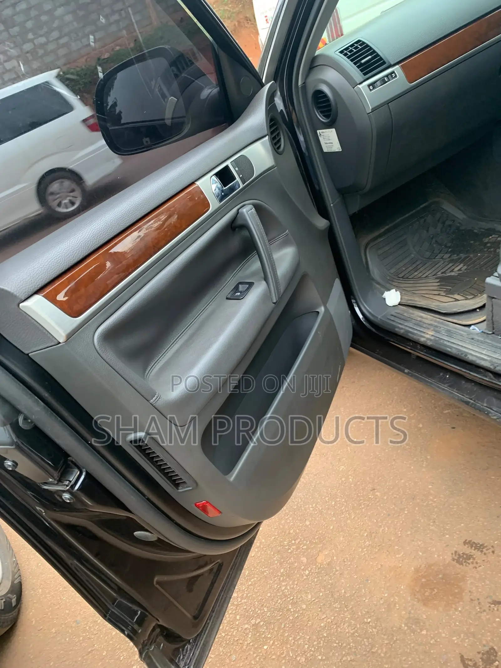 Volkswagen Touareg V6 TDI 2010 Black
