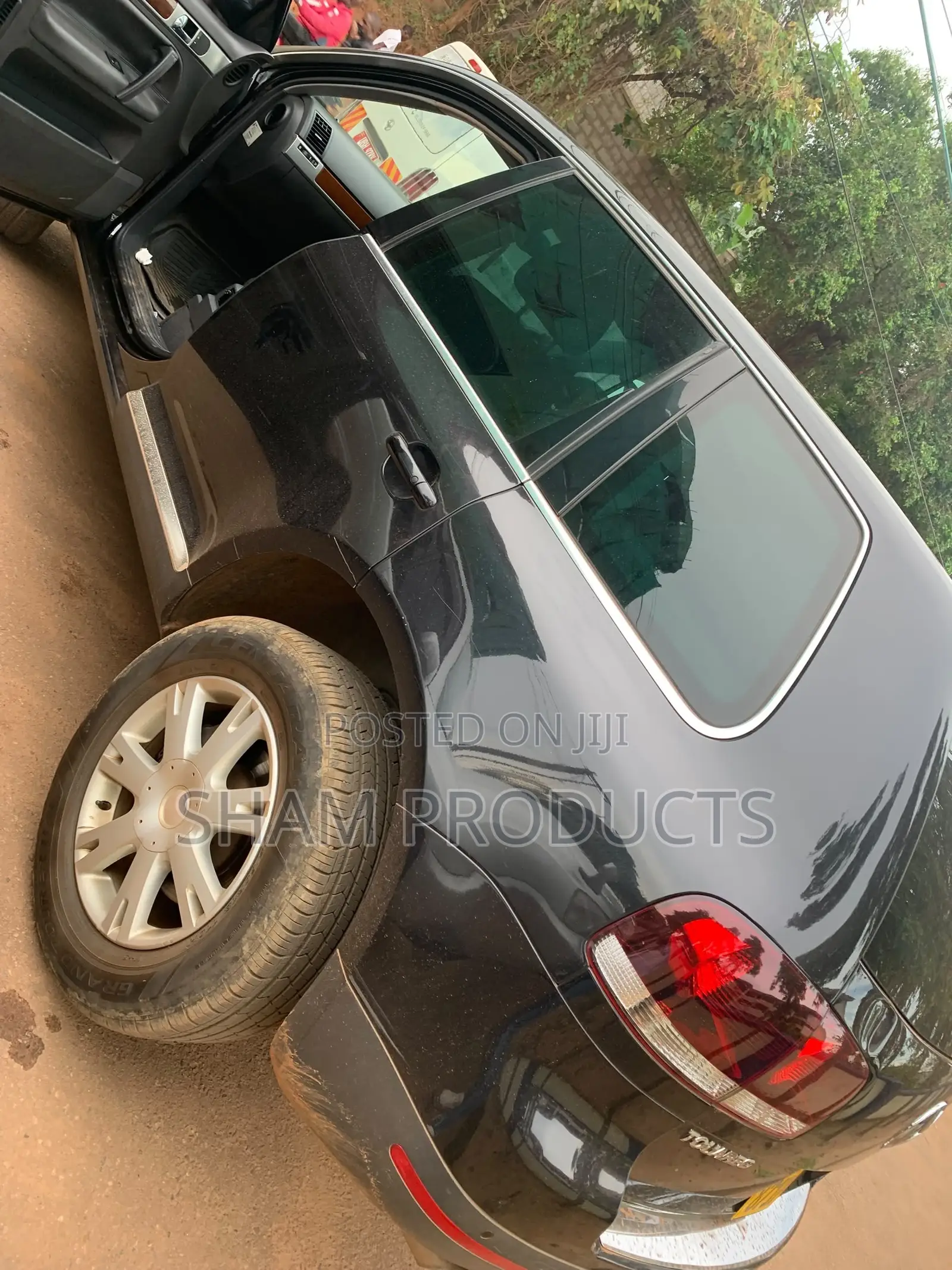 Volkswagen Touareg V6 TDI 2010 Black