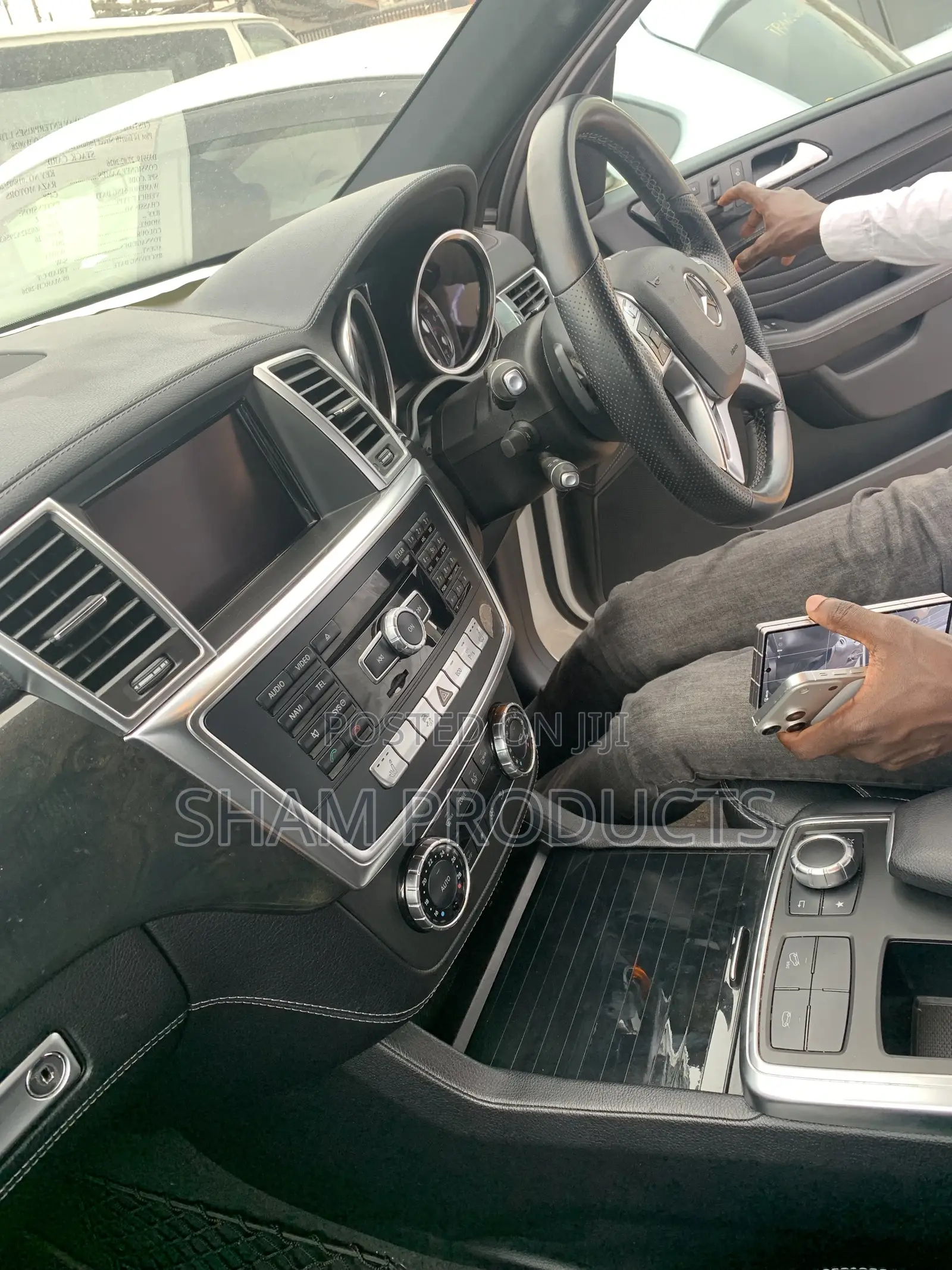 Volkswagen Touareg V6 TDI 2010 Black