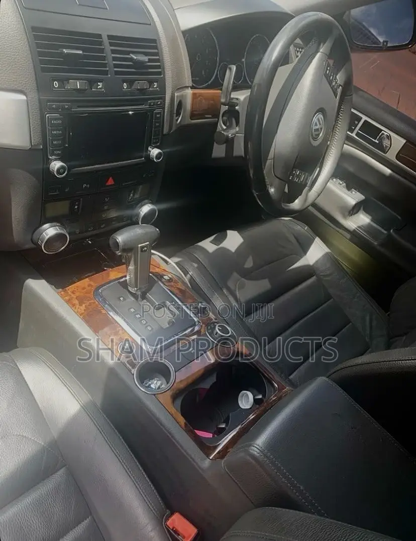 Volkswagen Touareg V6 TDI 2010 Black