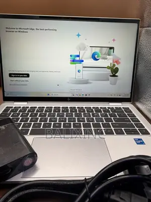 Laptop HP EliteBook 1040 G8 32GB Intel Core i7 eMMC 512GB