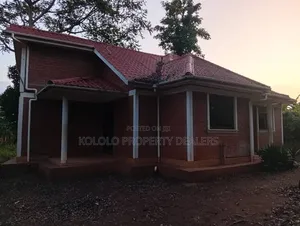4bdrm Bungalow in Mbuya, Central Division for sale