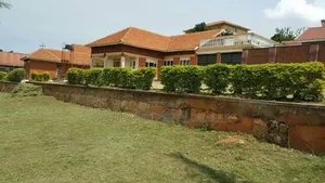 4bdrm Bungalow in Mbuya, Central Division for sale