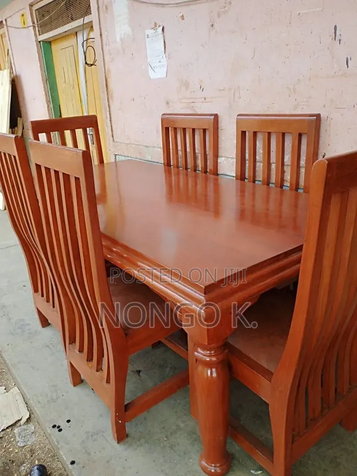 Set of Dinning Chairs and the Square Table