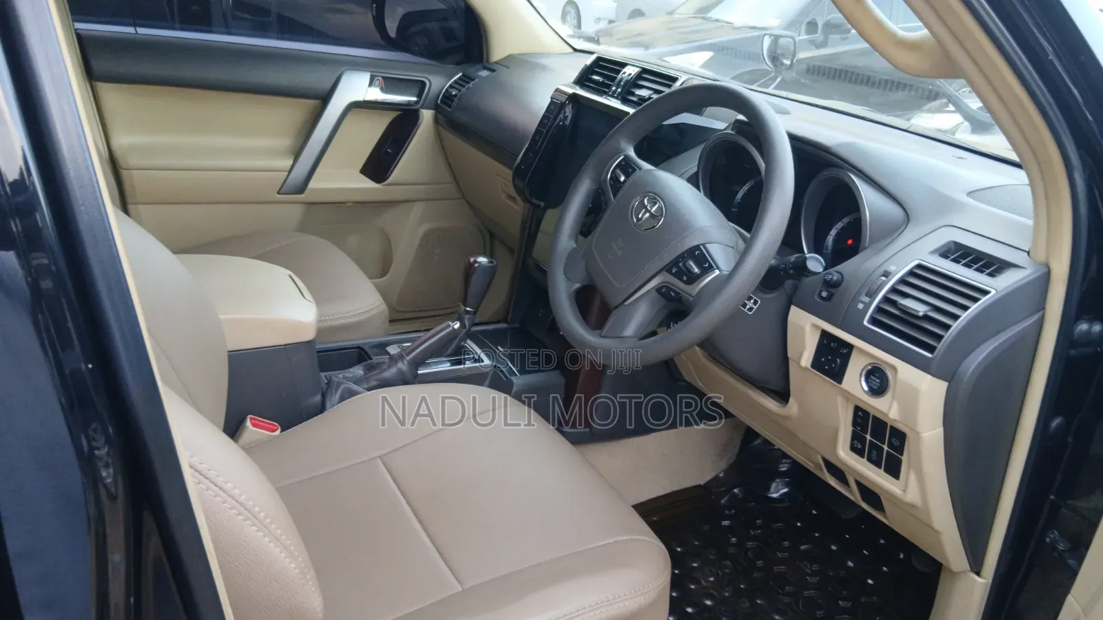 Toyota Land Cruiser Prado 2016 Black