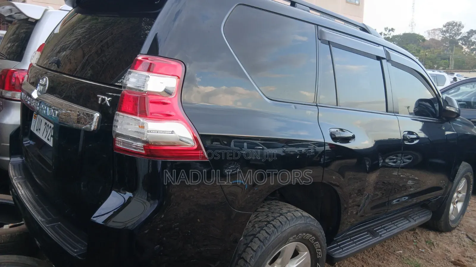 Toyota Land Cruiser Prado 2016 Black