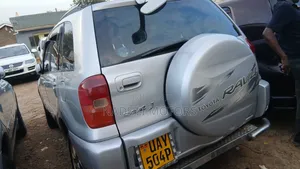 Toyota RAV4 2006 Silver