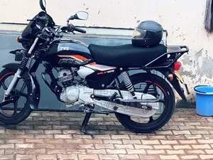 TVS HLX 125 2025 Black