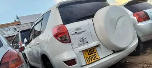 Toyota RAV4 2008 White