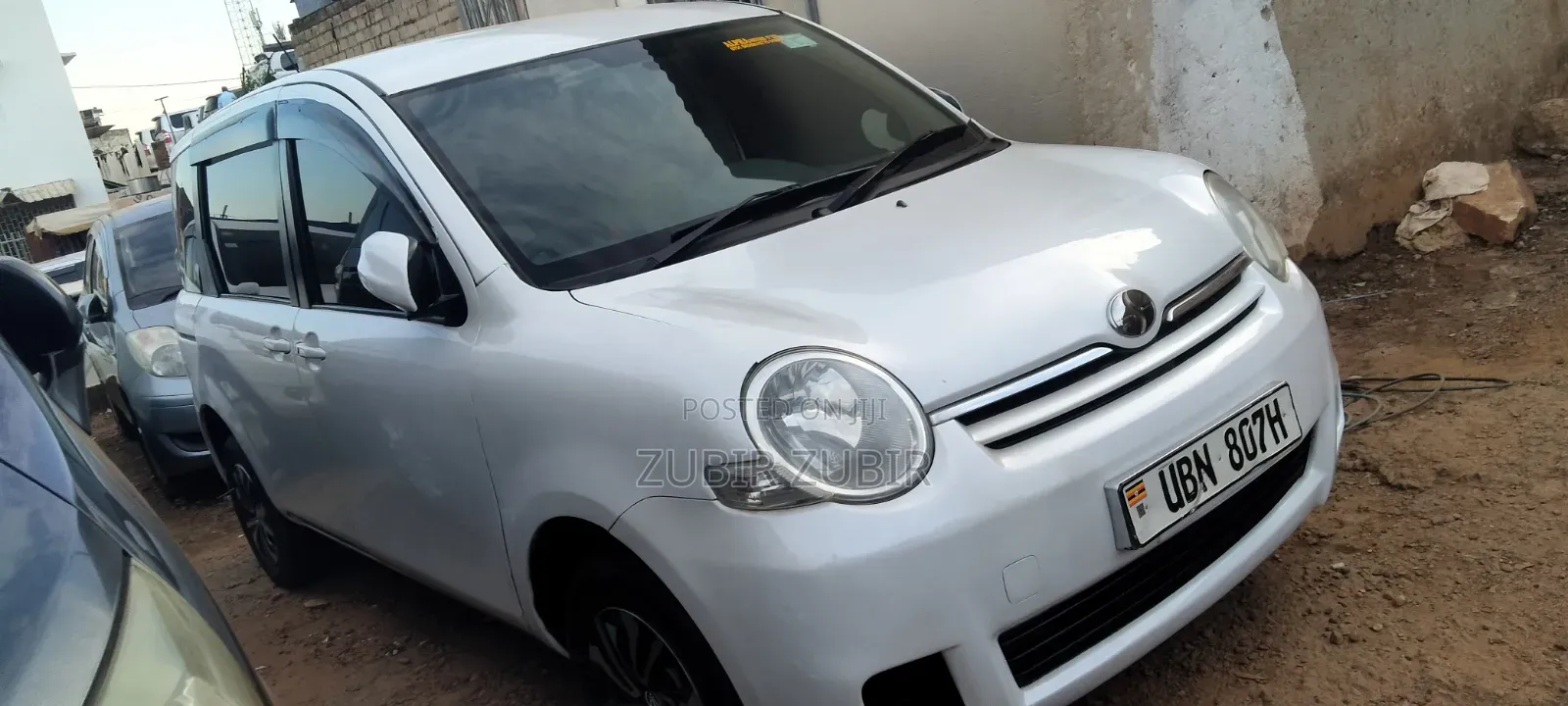 Toyota Sienta 2008 White