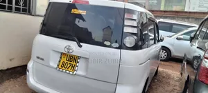 Toyota Sienta 2008 White