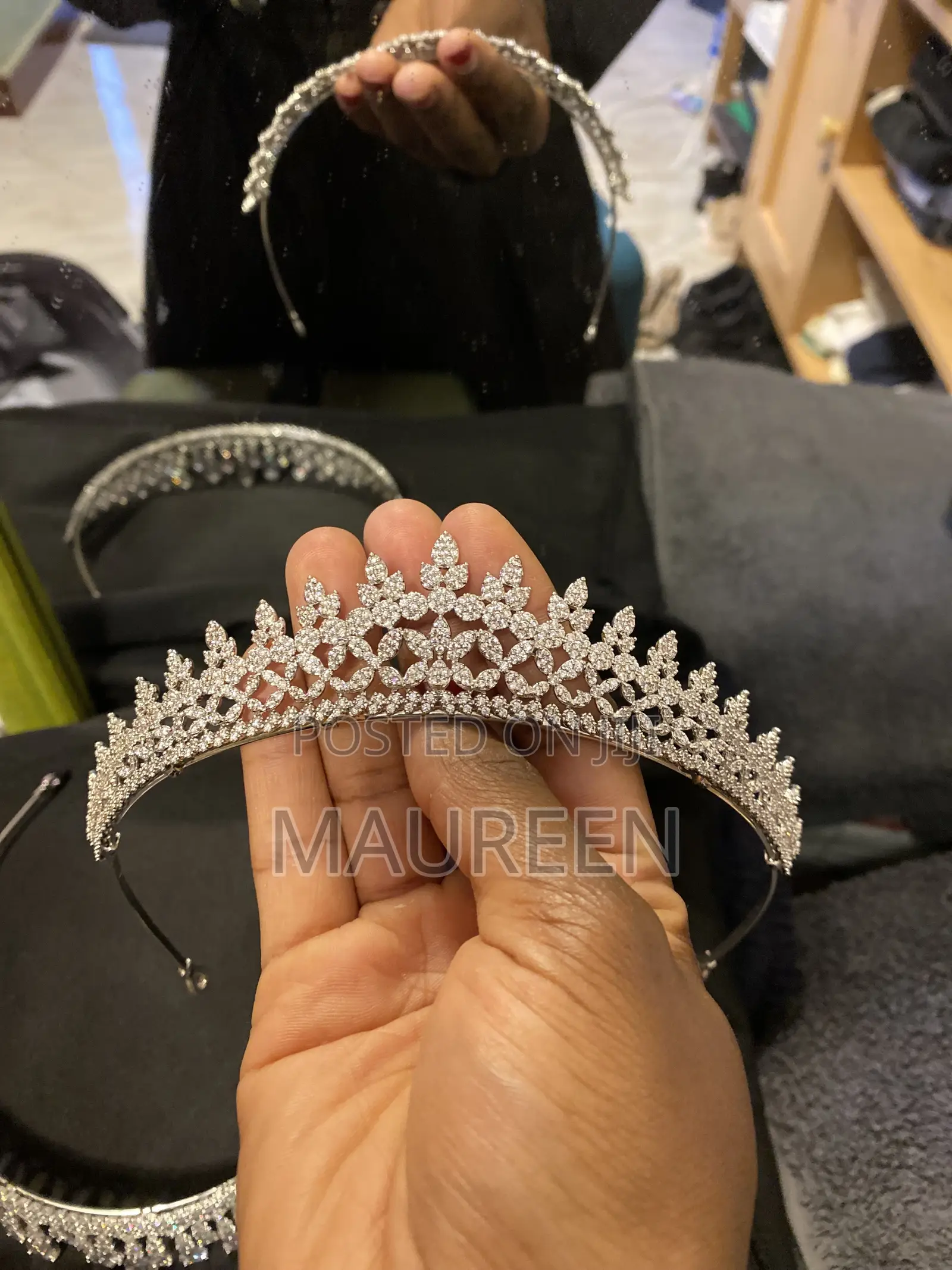 Elegant Silver Crystal Floral Bridal Tiara – Wedding Crown