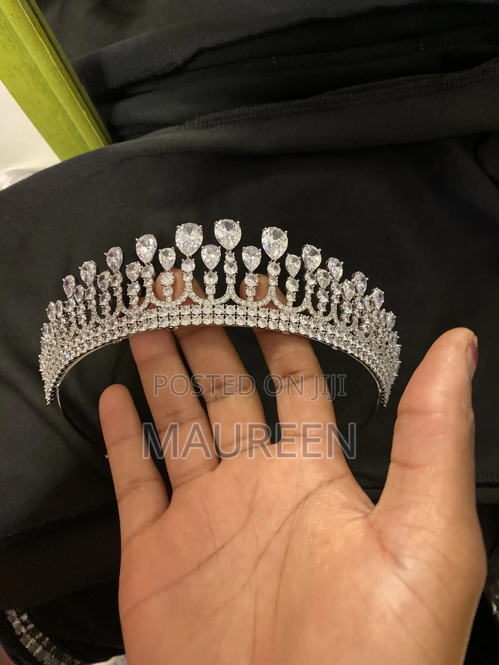 Luxury Silver Crystal Teardrop Bridal Crown – Royal Wedding Tiara