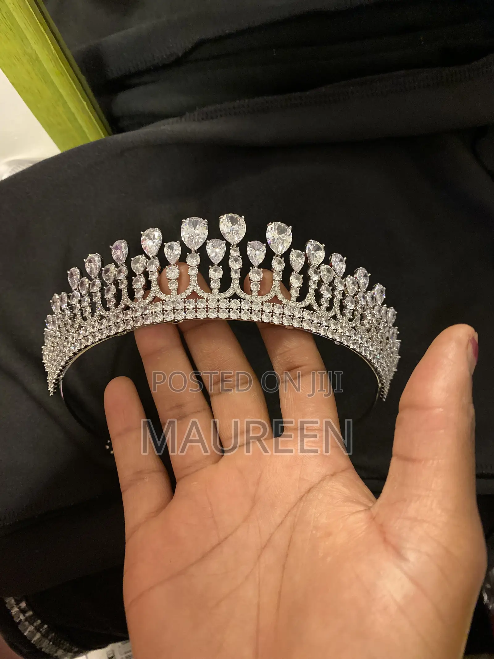 Luxury Silver Crystal Teardrop Bridal Crown – Royal Wedding Tiara