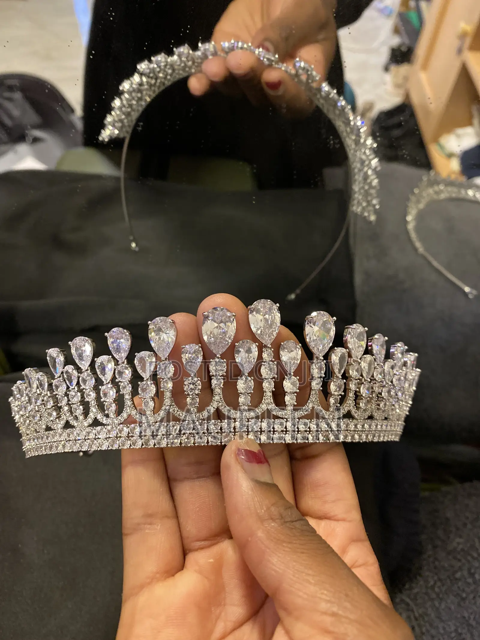 Luxury Silver Crystal Teardrop Bridal Crown – Royal Wedding Tiara