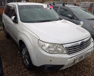 Subaru Forester 2010 White