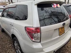 Subaru Forester 2010 White