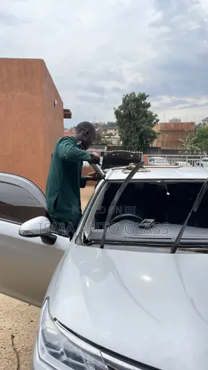 Windscreen Clean Fixing