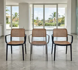 1pcs Deluxe Plastic Chairs Plastic Chairs