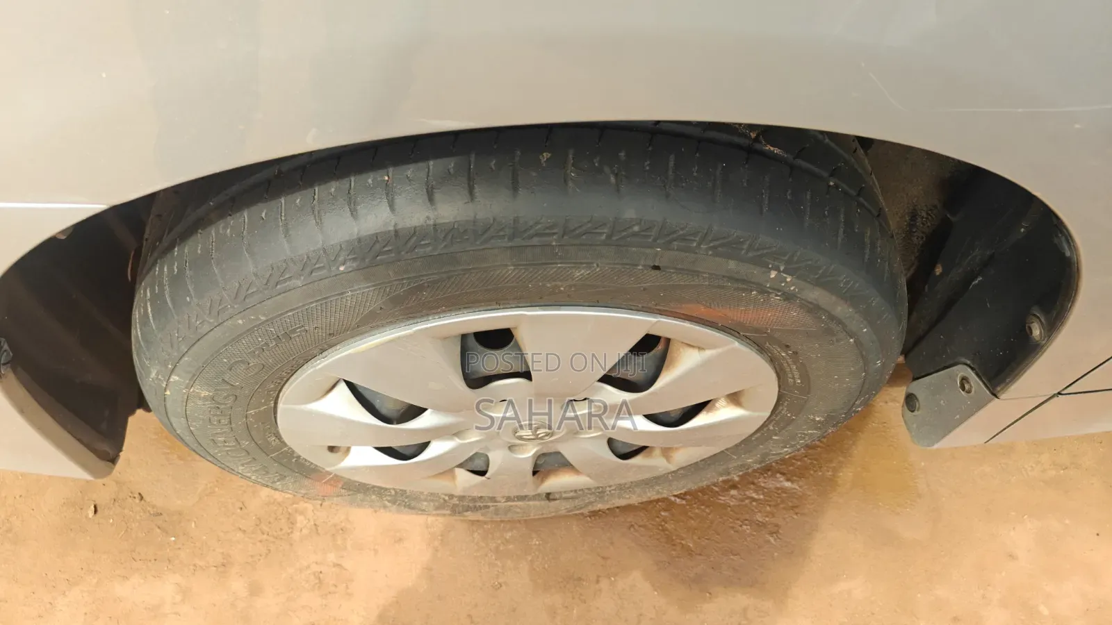 Toyota Noah 2012 Silver