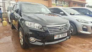 Toyota Vanguard 2012 Black