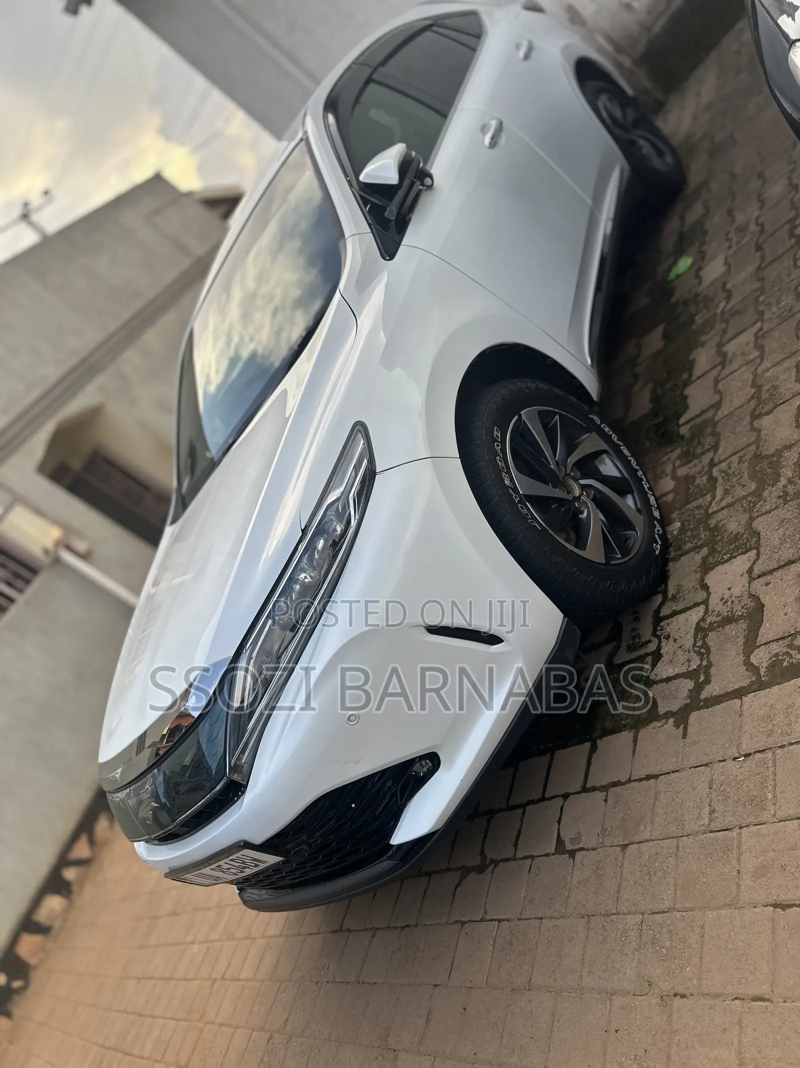Toyota Harrier 2015 White