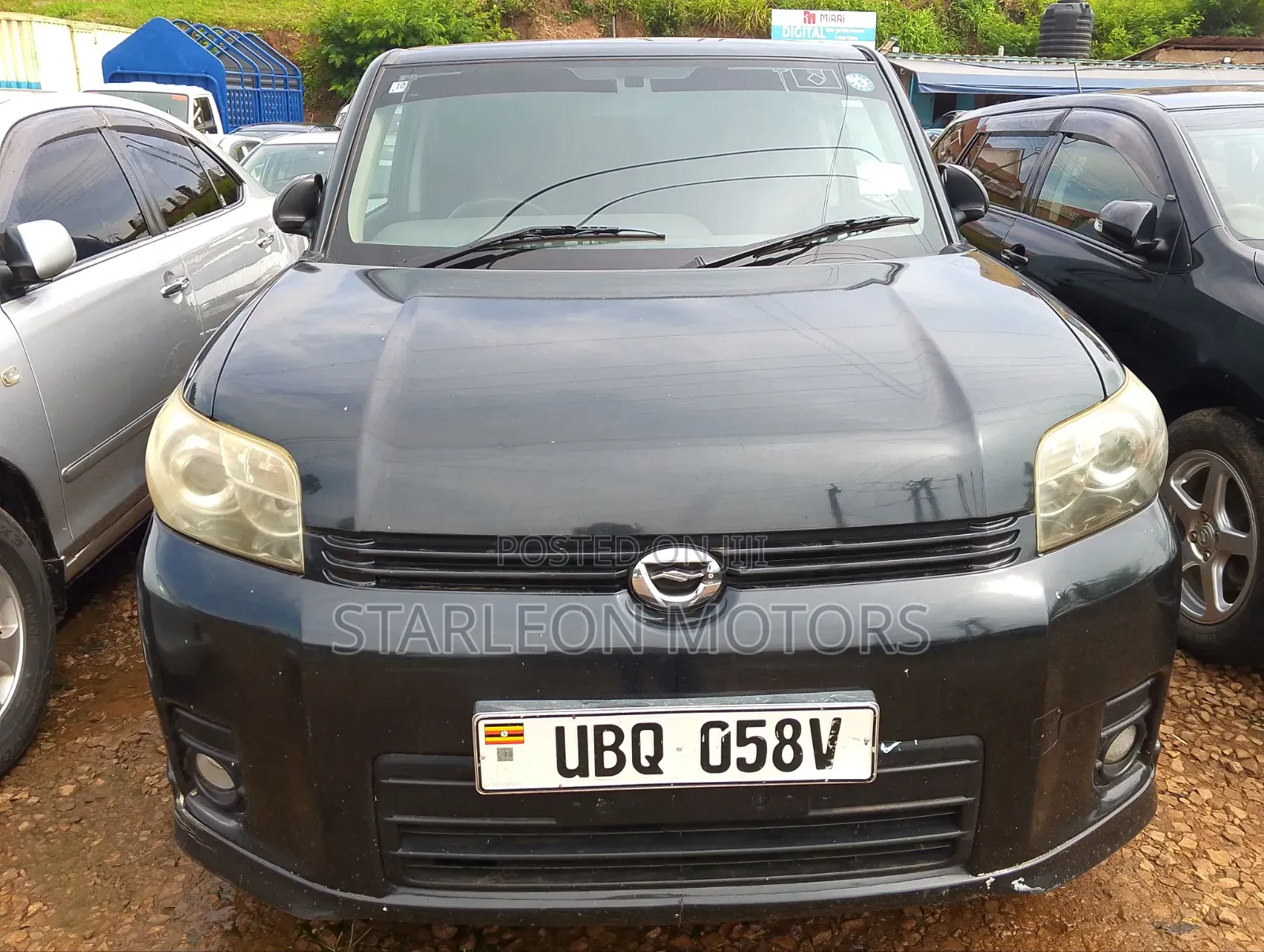 Toyota Corolla Rumion Hatchback 1.5 FWD 2010 Black