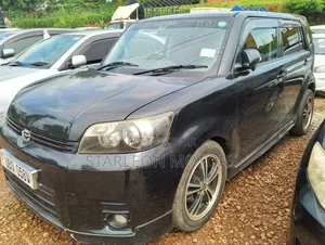 Toyota Corolla Rumion Hatchback 1.5 FWD 2010 Black