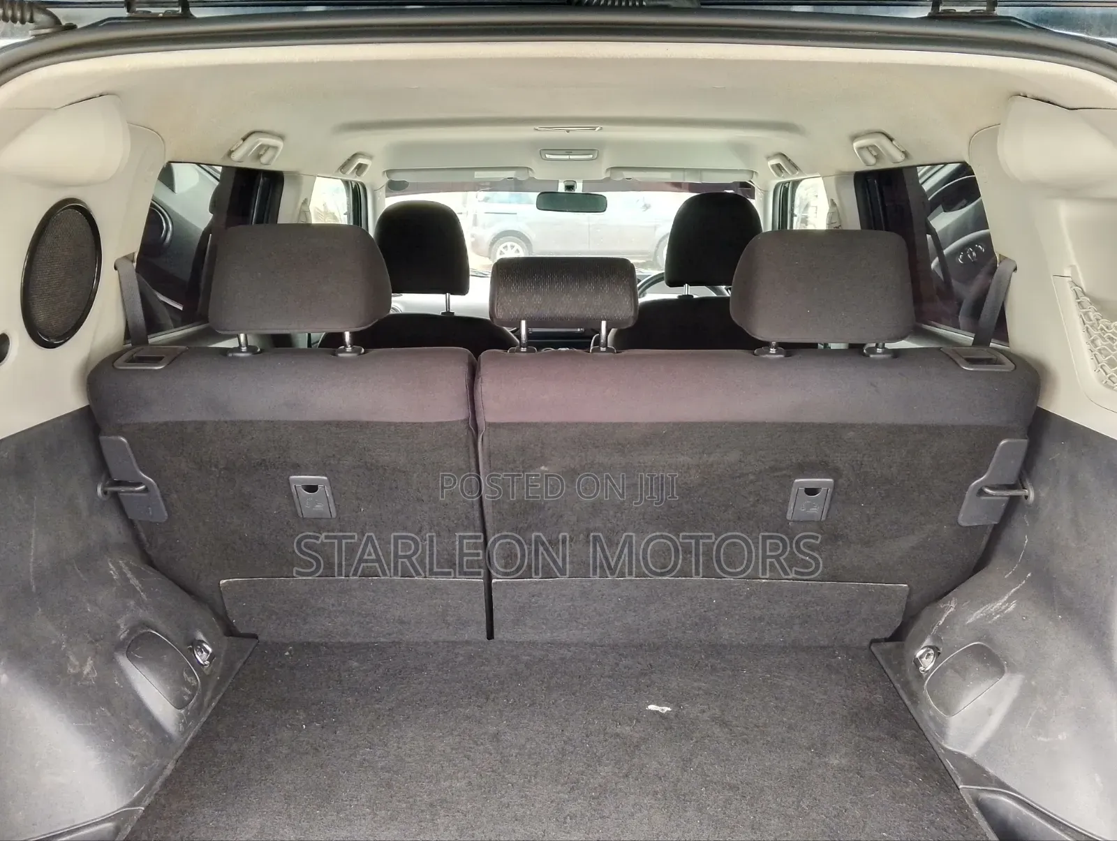 Toyota Corolla Rumion Hatchback 1.5 FWD 2010 Black