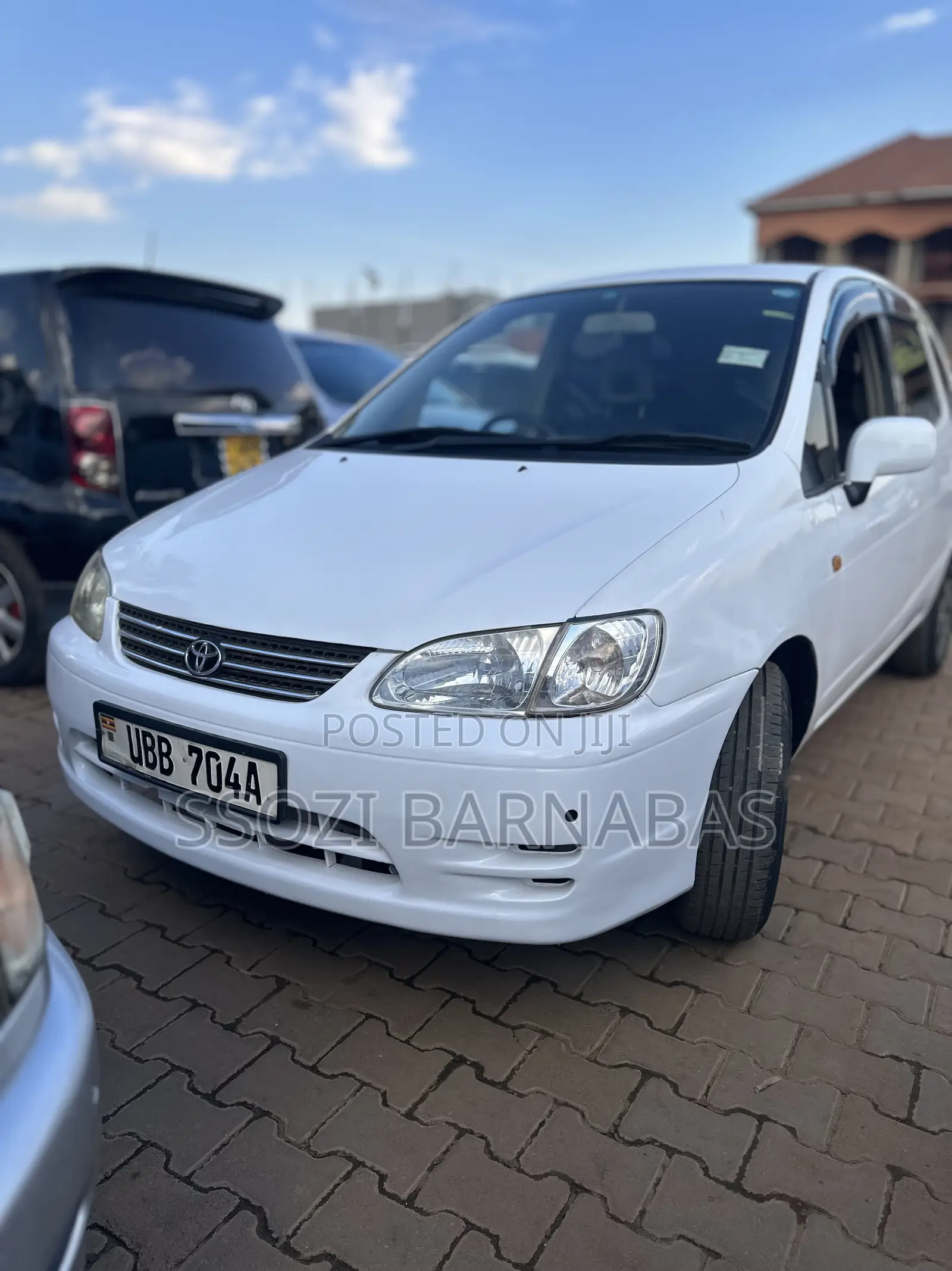 Toyota Corolla Spacio 2000 White