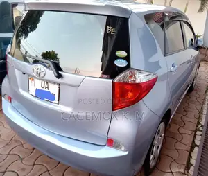 Toyota Ractis 2013 Blue