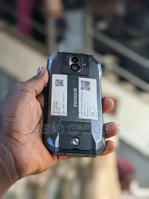 Kyocera Torque G04 KYV 46 64 GB Black