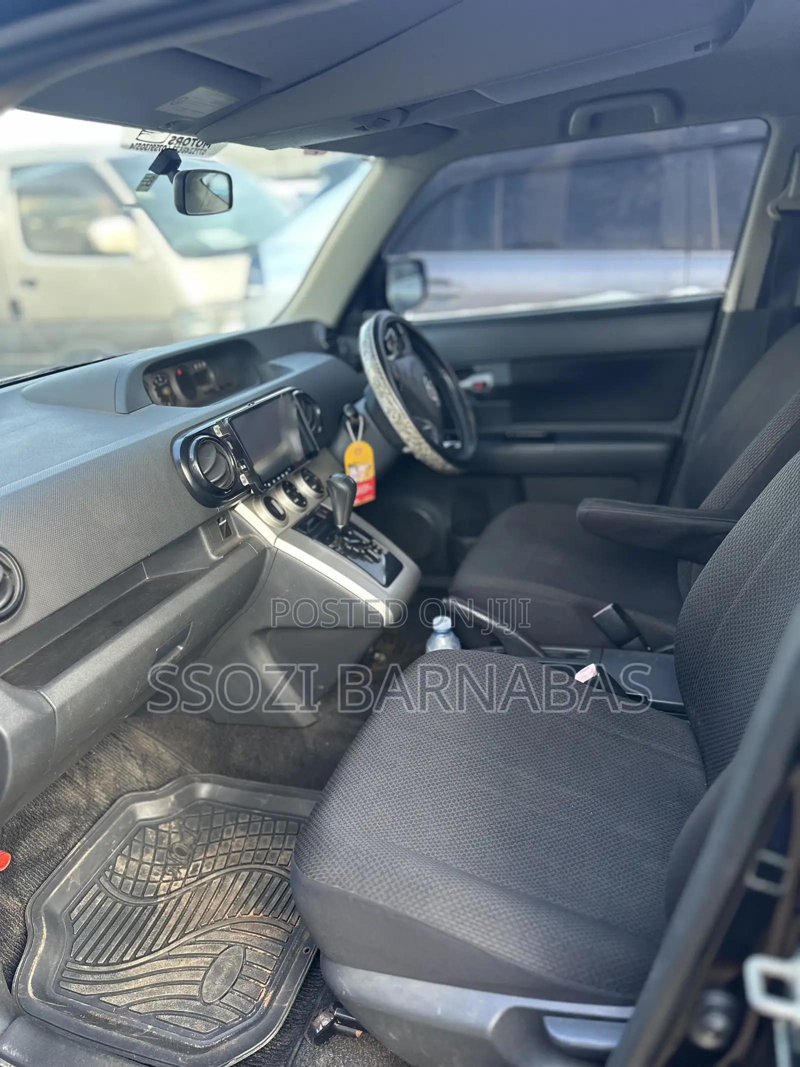 Toyota Rumion 1.5 FWD 2023 Black