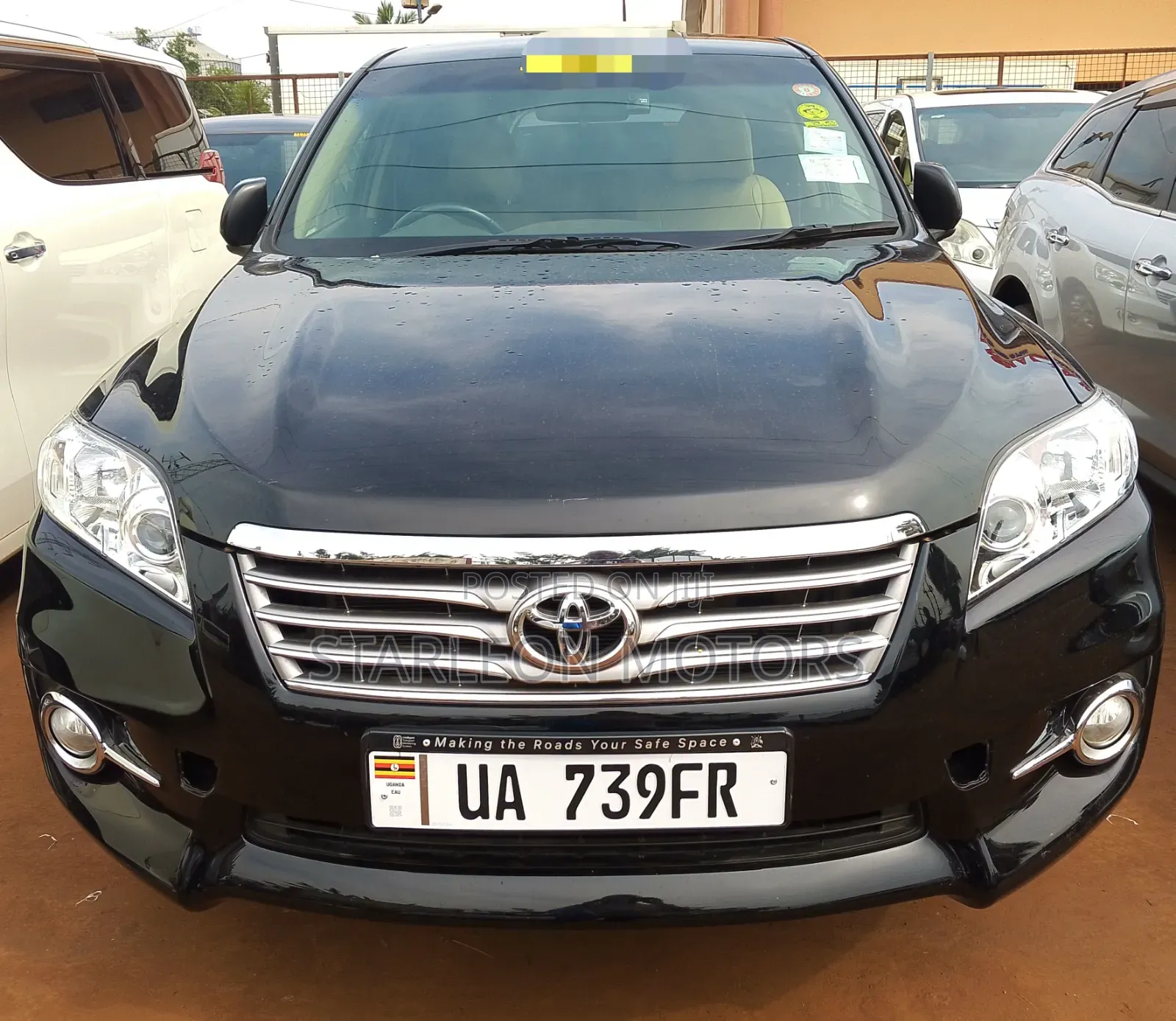 Toyota Vanguard 2013 Black