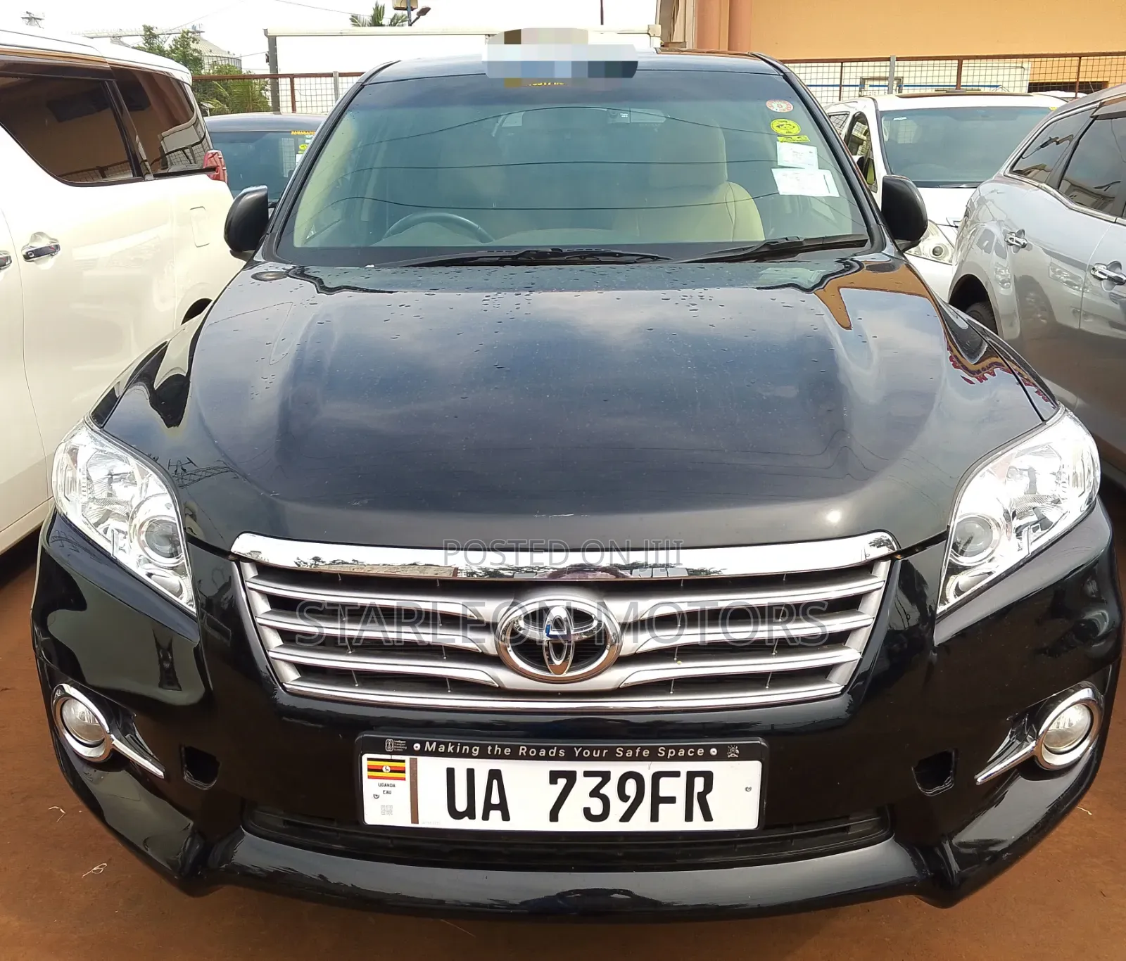 Toyota Vanguard 2013 Black