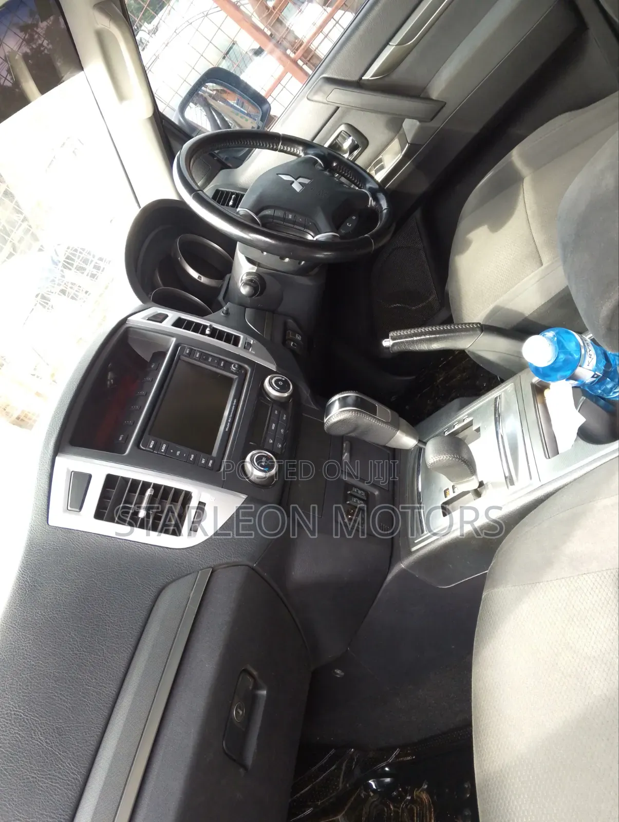 Mitsubishi Pajero 3.2 Di-Dc GLS 2011 White