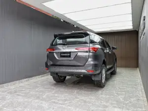 Toyota Fortuner 2017 Brown