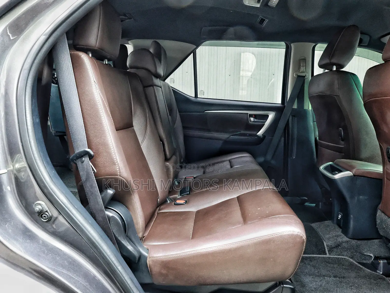 Toyota Fortuner 2017 Brown