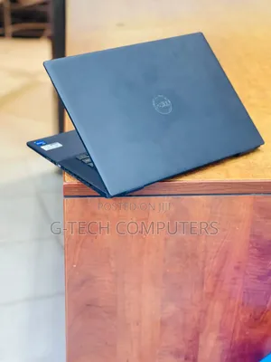 New Laptop Dell Inspiron 16 Plus 7640 16GB Intel Core i7 SSD 512GB