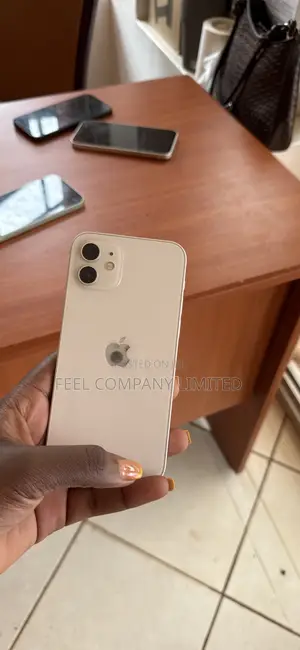 Apple iPhone 12 128 GB White