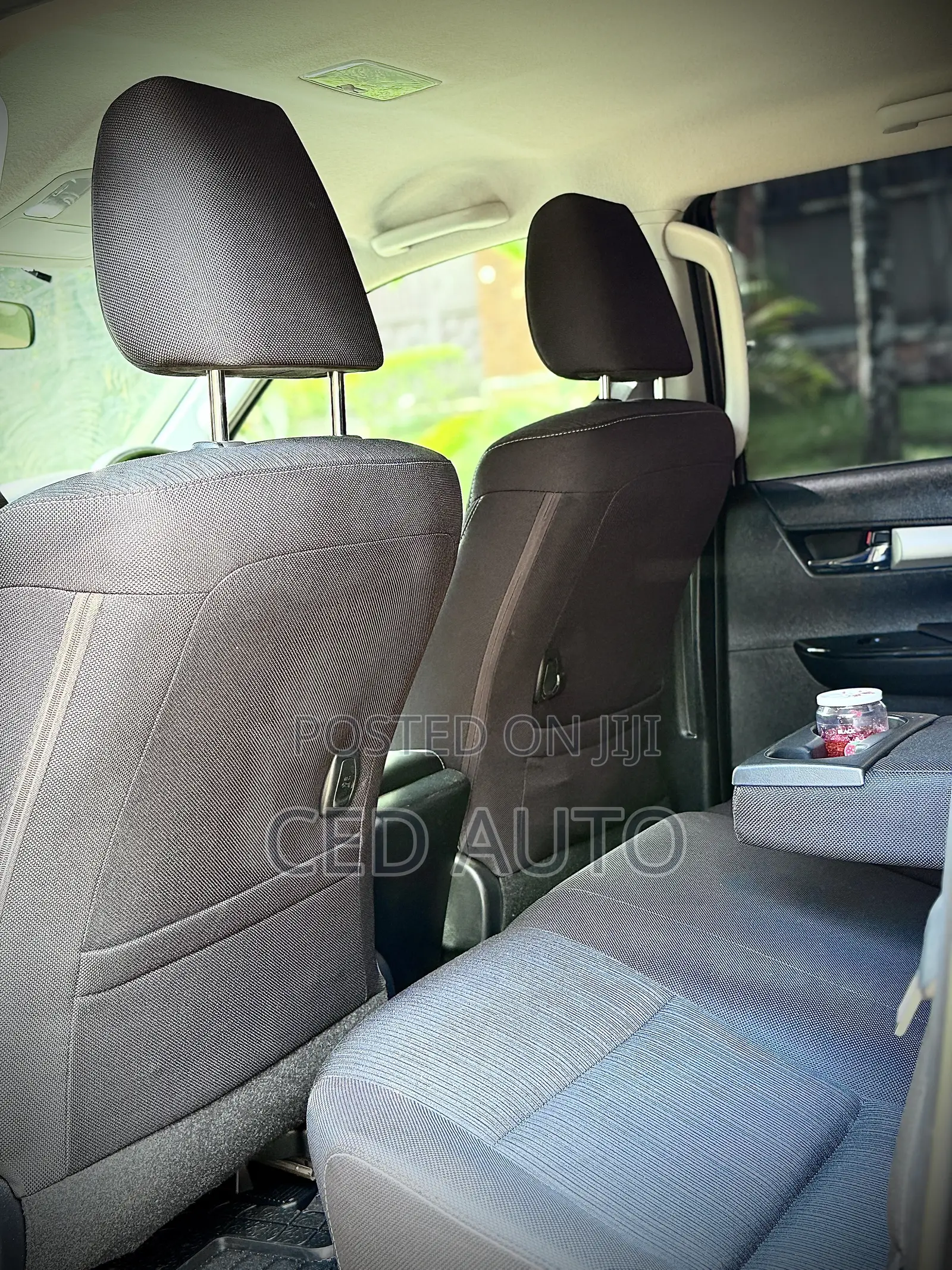 Toyota Hilux 2024 Green