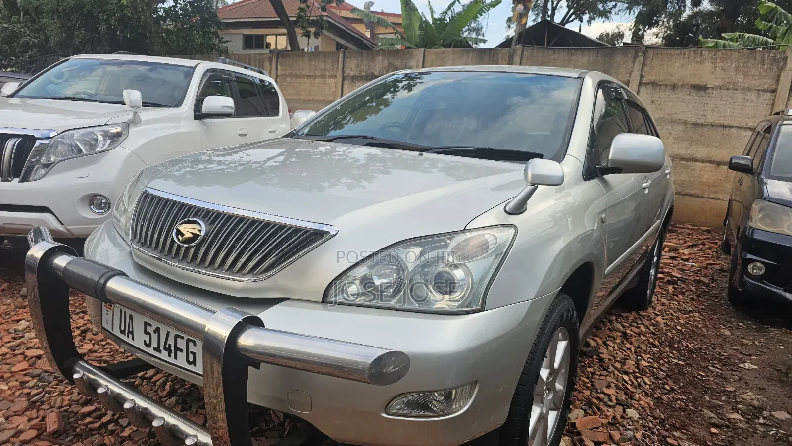Toyota Harrier 2010 Silver