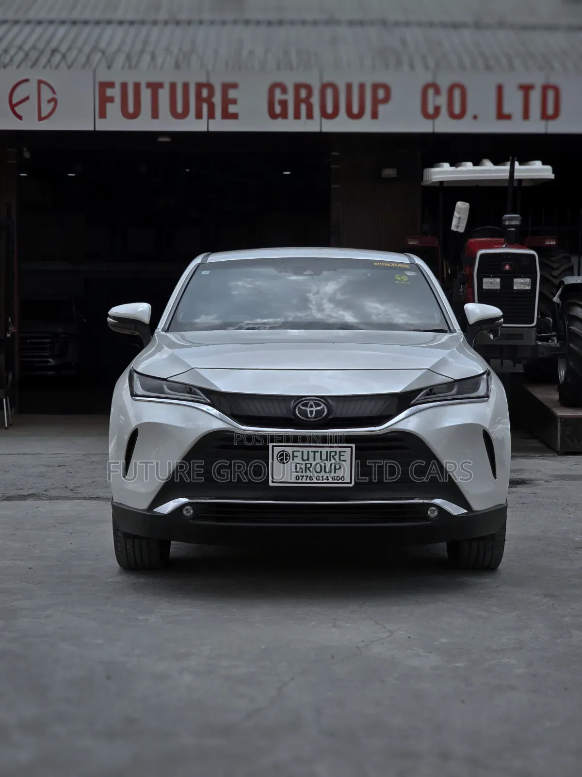 Toyota Harrier 2.0 2021 White