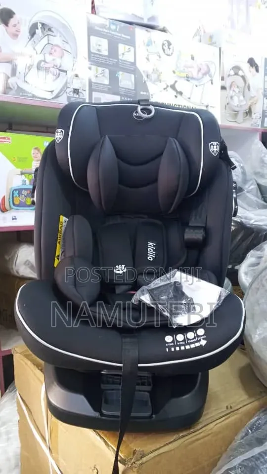 Kidilo 360° Rotation Car Seat With a Lock
