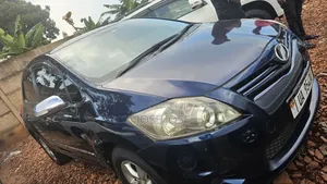 Toyota Auris 2011 Blue