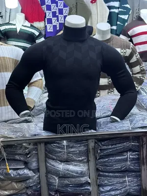 Men's Black Slim-Fit Turtleneck / High-Neck Knitted Thermal Sweater