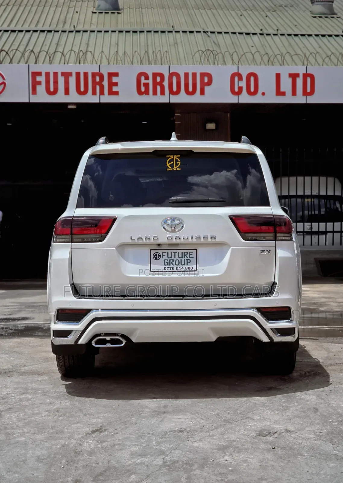 New Toyota Land Cruiser LC300 2025 White