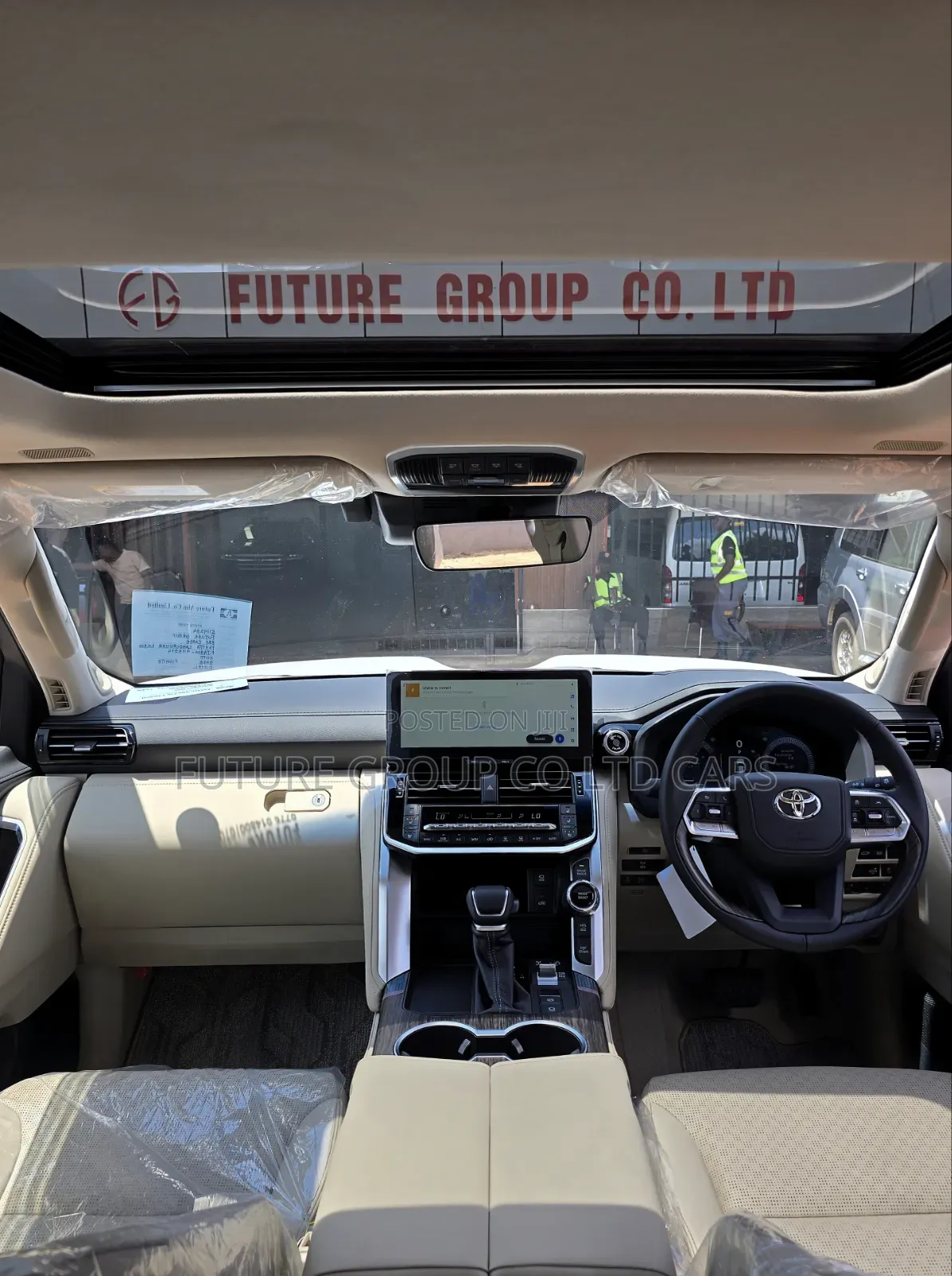 New Toyota Land Cruiser LC300 2025 White