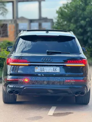 Audi Q7 2020 Black