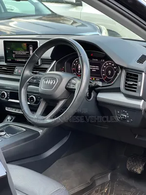 Audi Q5 2.0T Premium AWD quattro 2019 Black